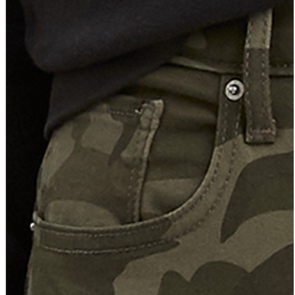 ๐HOST PICK ๐๐ Leviโs 711 Plus Size Skinny Jeans - Picture 3 of 6